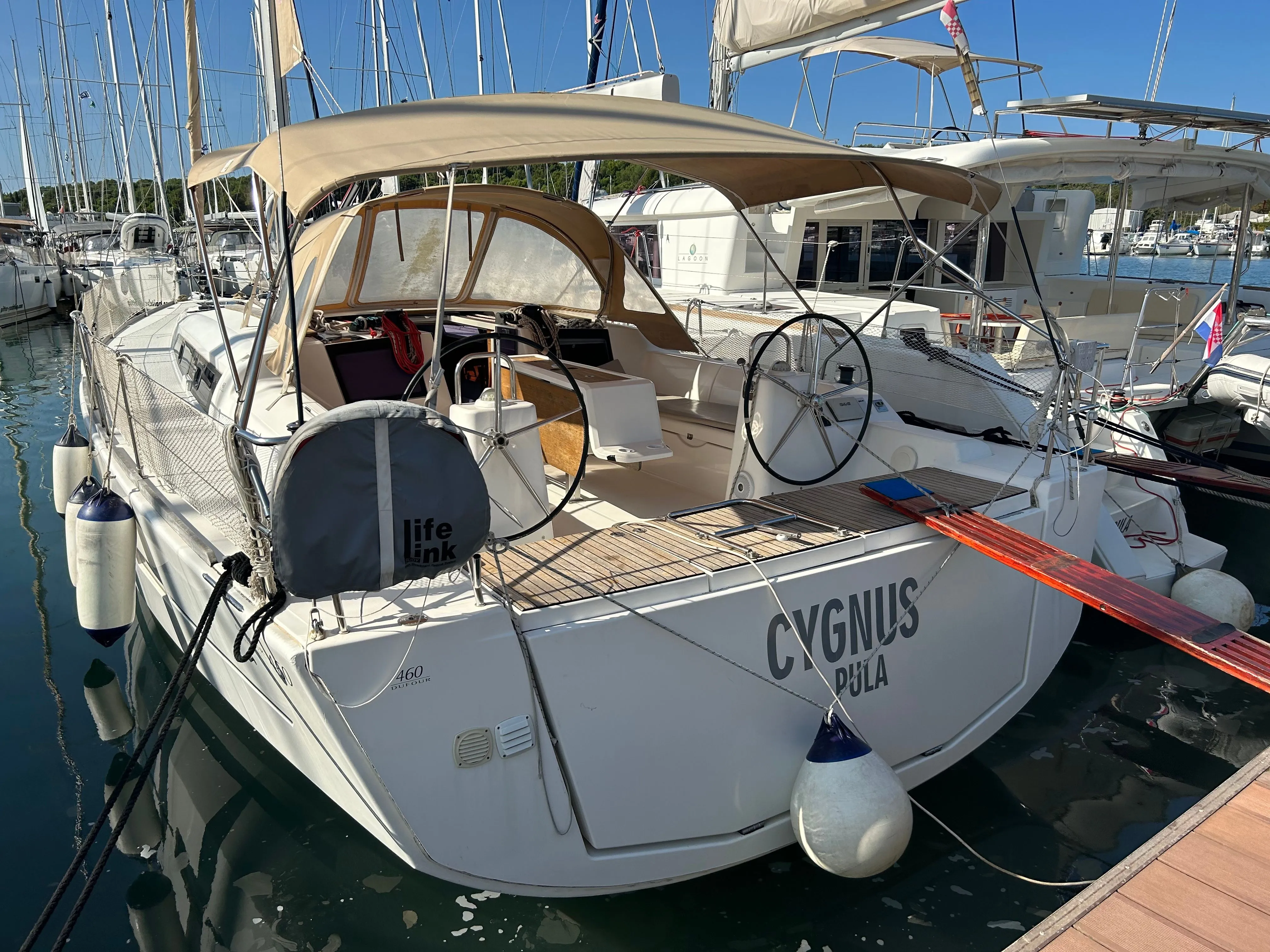 Cygnus Charterboot - 3