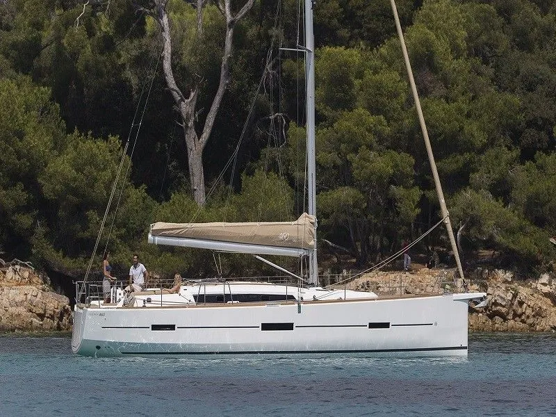 Dodo Charter Boat