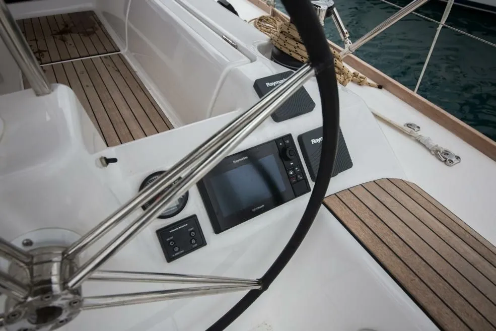 Drongo Charter Boat