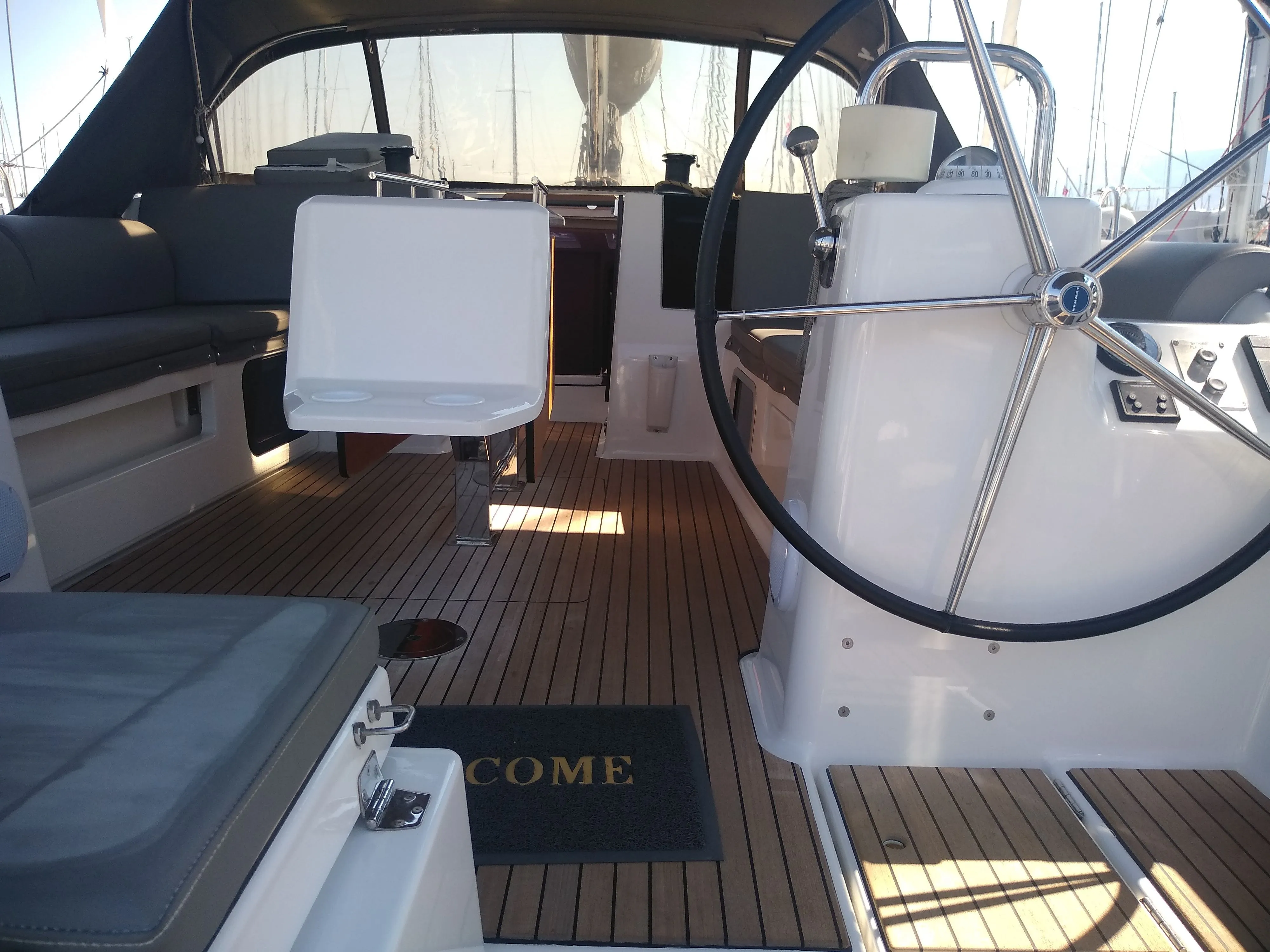 Elsa Charterboot - 4