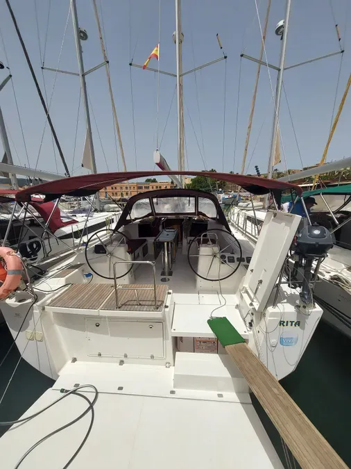 Marta Charter Boat