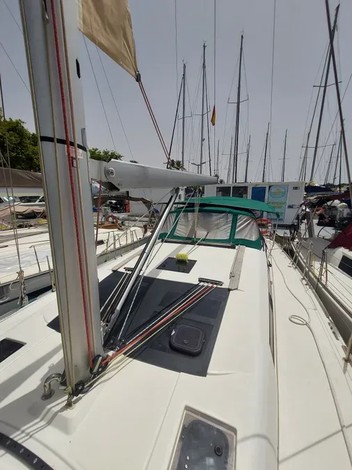 Explore Las Palmas de Gran Canaria on a 14.15m Rental Boat