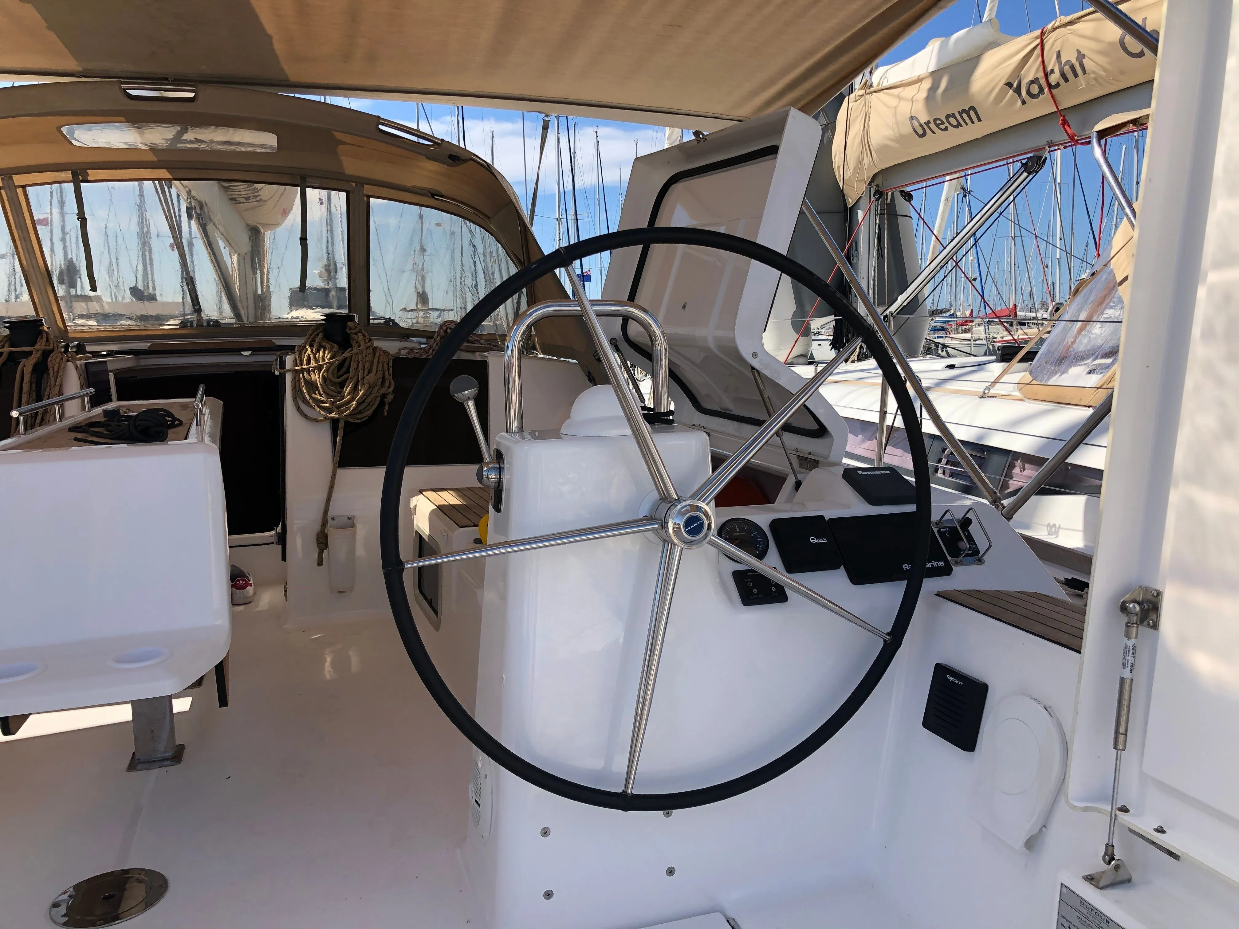 Чартер Magritte - 3