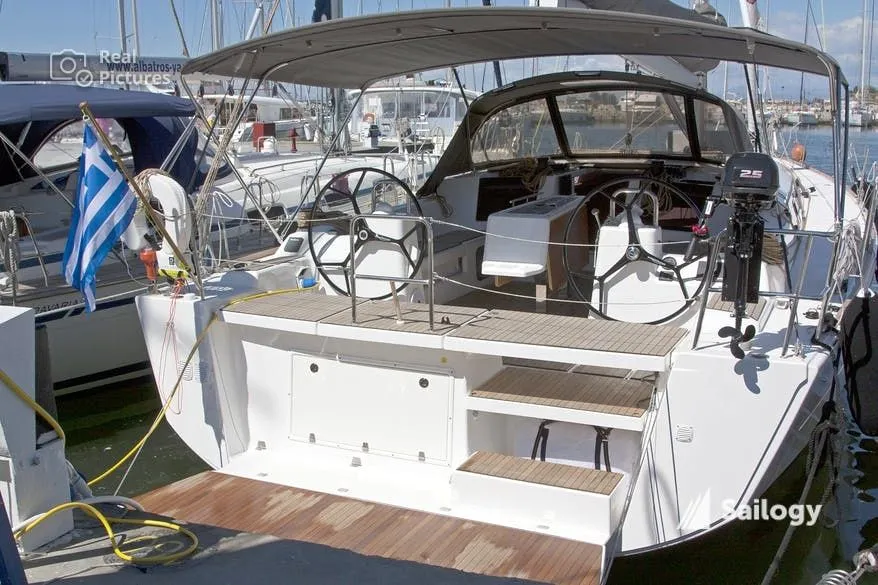 Odysseas Charter Boat