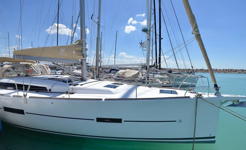 Podere Sapaio Charter Boat