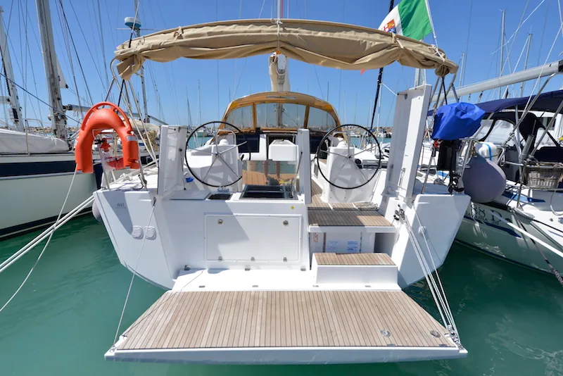 Podere Sapaio Charter Boat