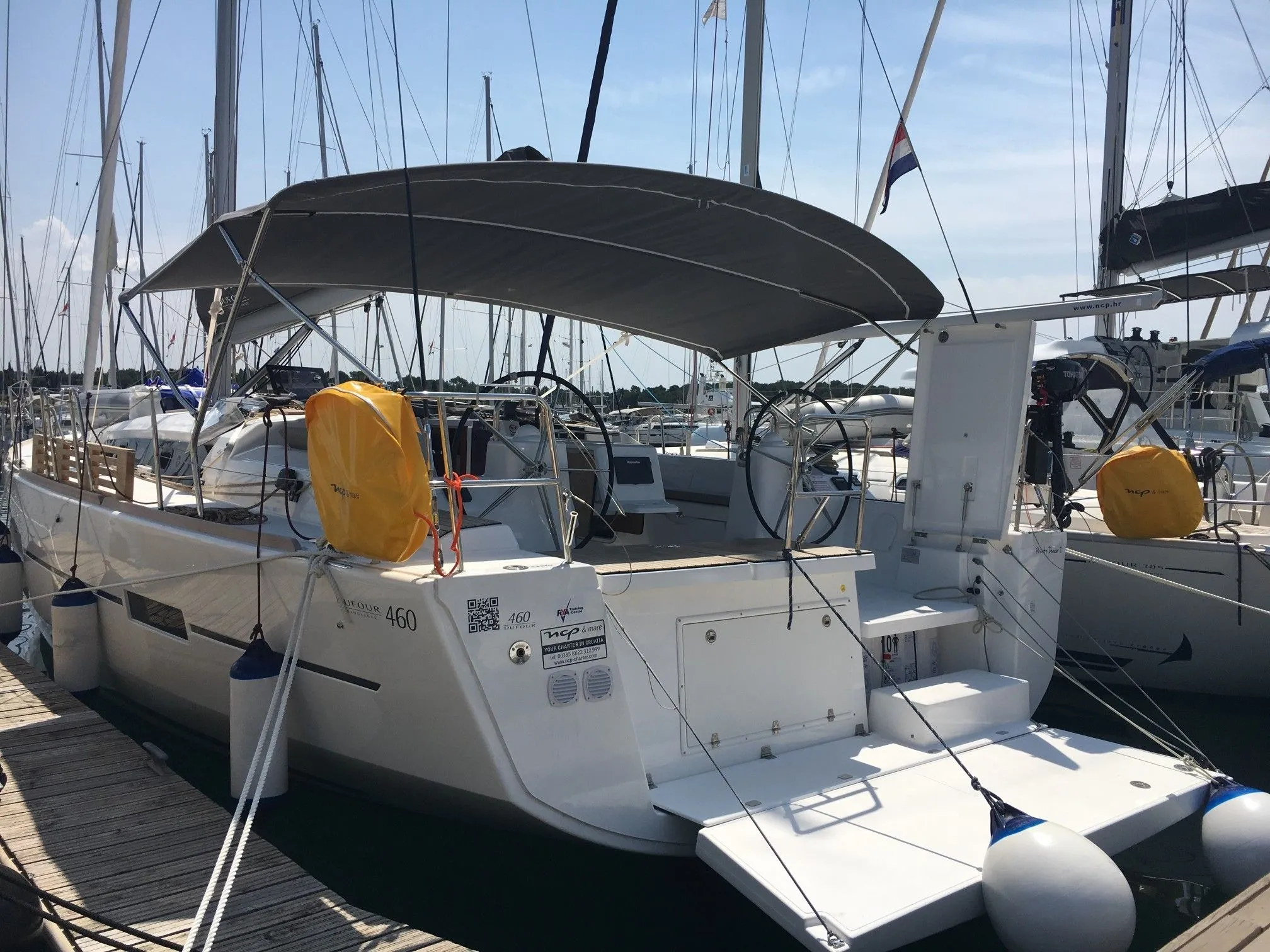 Private Dancer 2 Charterboot - 4