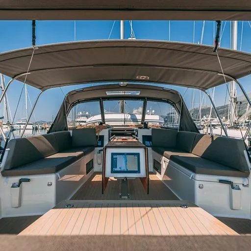 Angelique Charterboot - 4