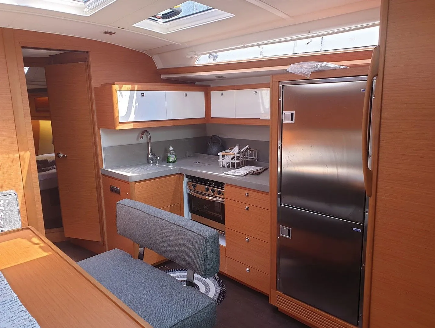 Чартер Emphasis - 4