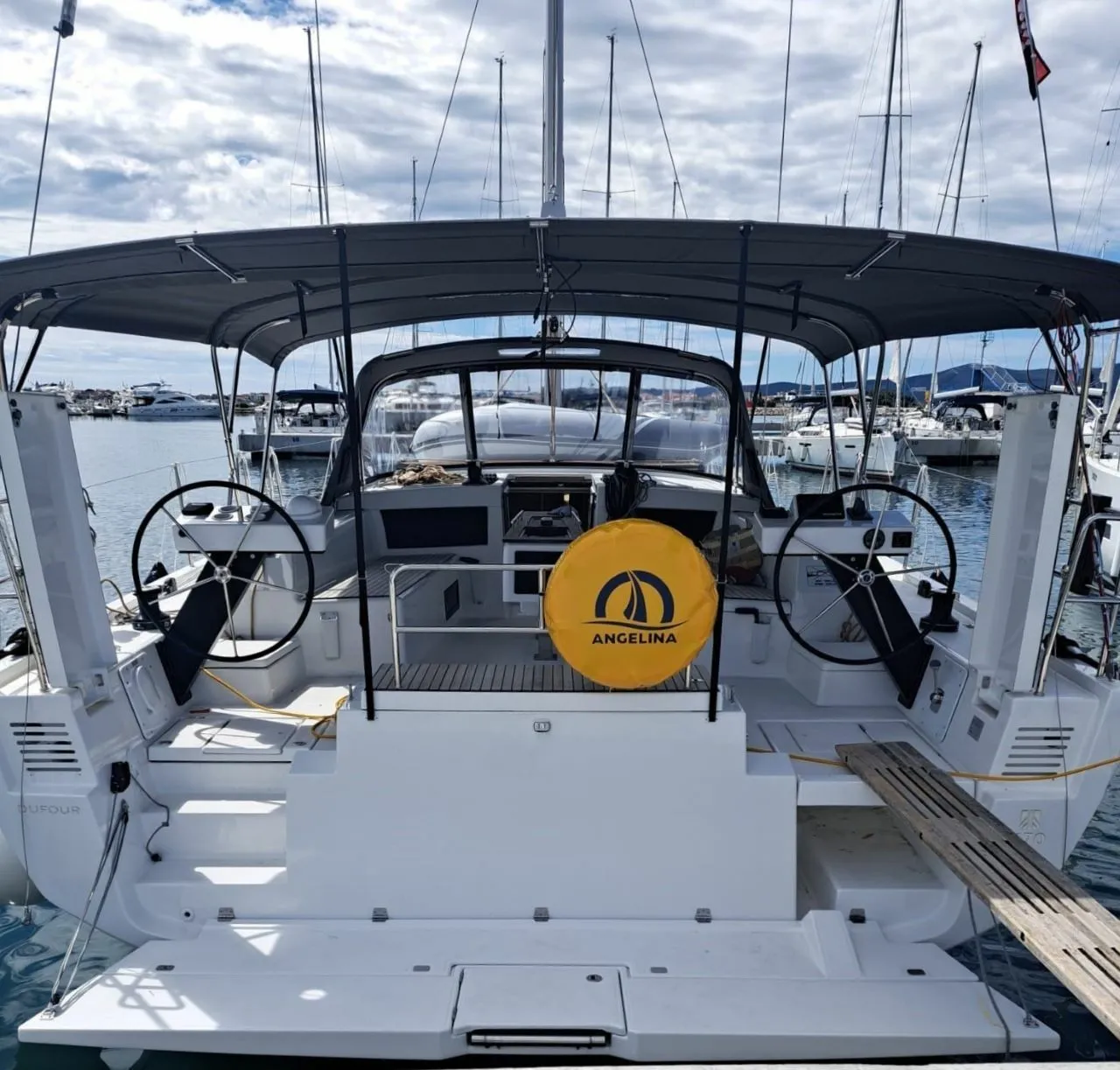 Flipper Charter Boat - 3