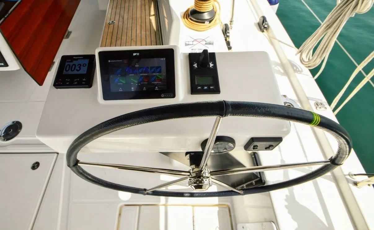 Чартер Luna - 5