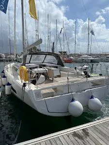 Чартер Luna - 3