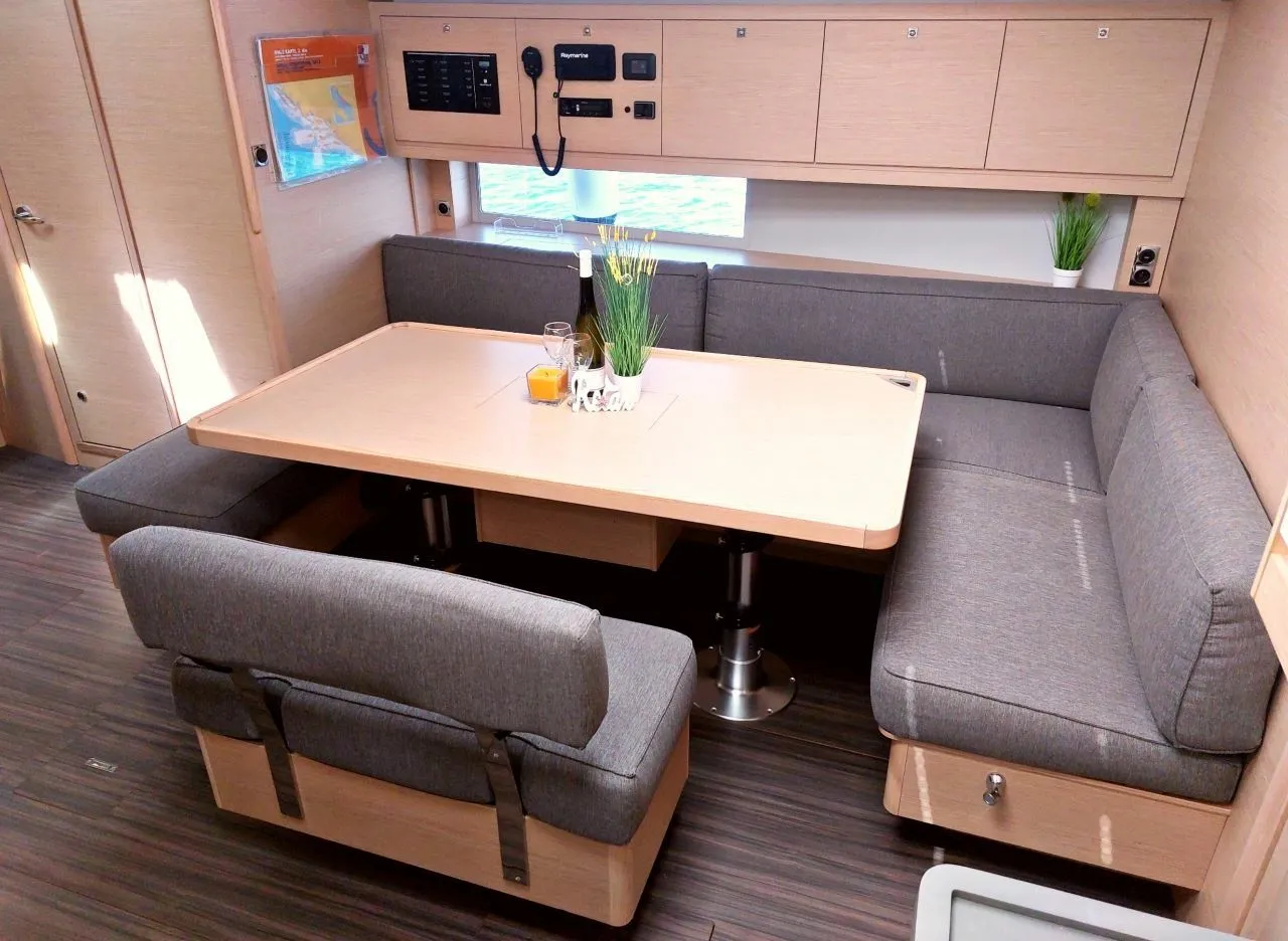 Odyssey Charterboot - 5