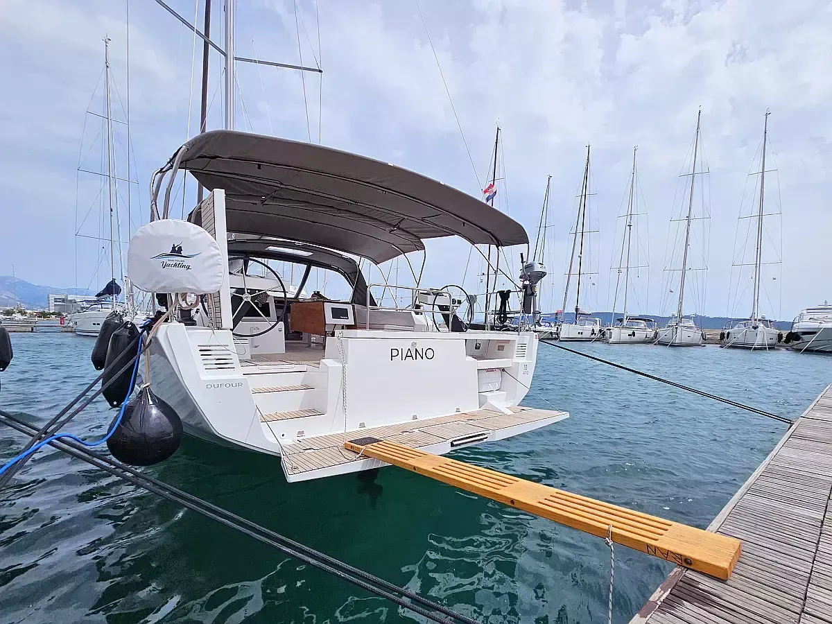 Piano Charterboot - 3
