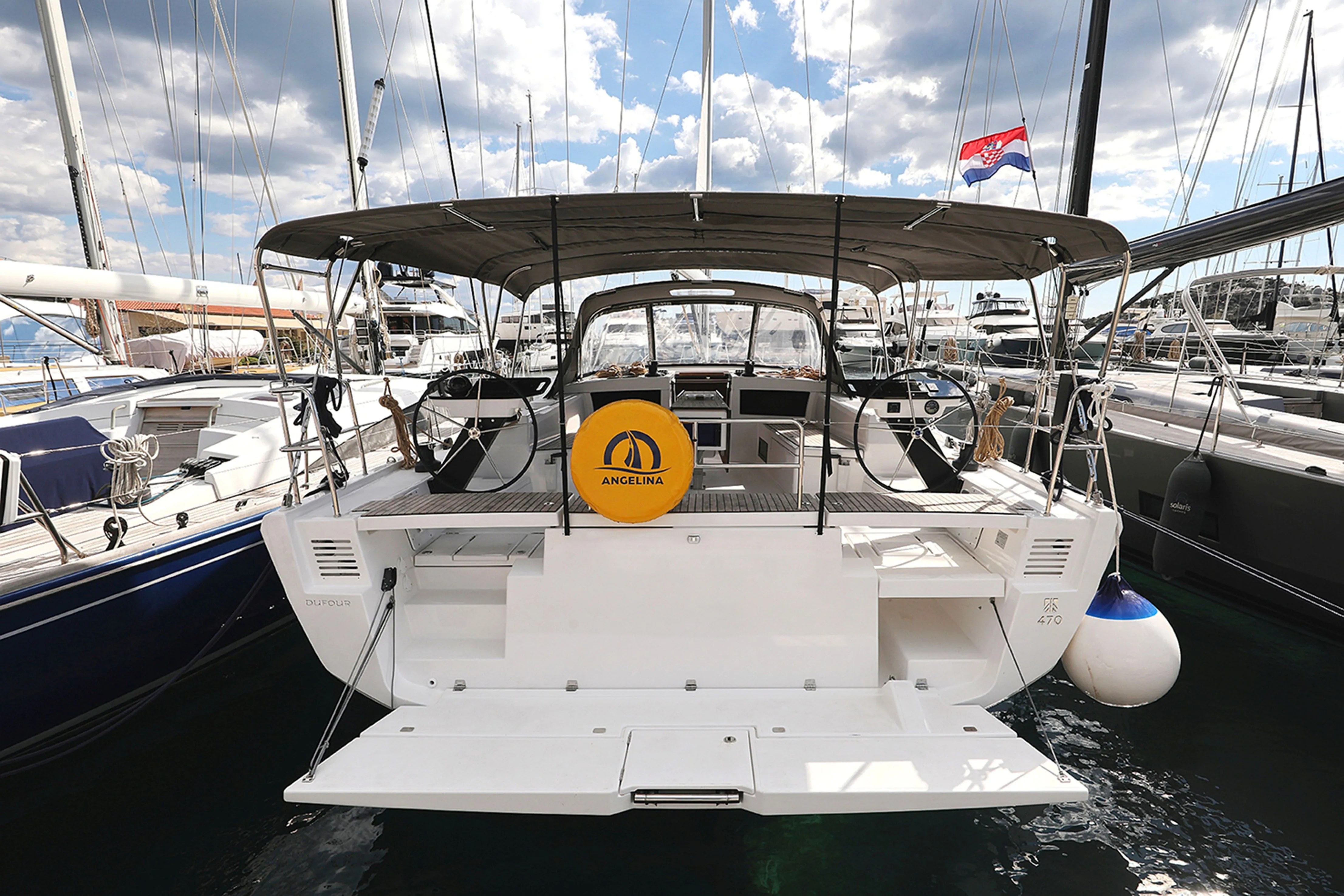 Rent a 14.85m Dufour 470 Sailing Yacht in Tribunj