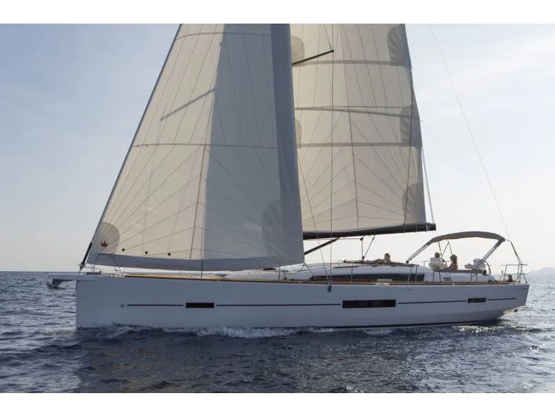 Botero Charter Boat