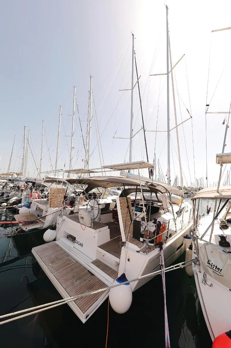 Чартер Luna 77 - 5