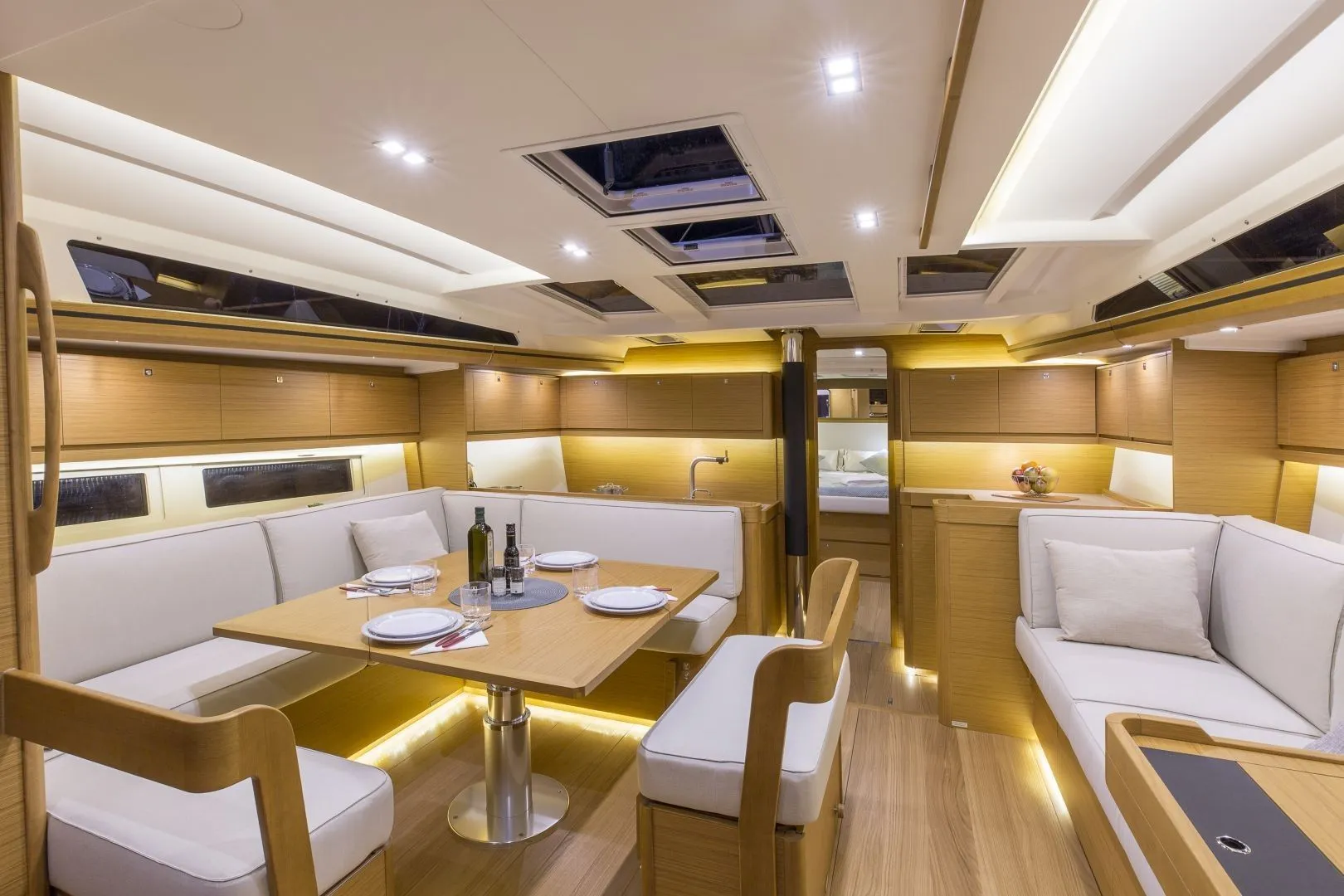 Charter a 15.2m Sailing Yacht in Victoria