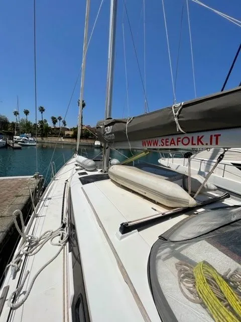 Charter a 15.2m Dufour 520 GL Sailing Yacht in Marsala