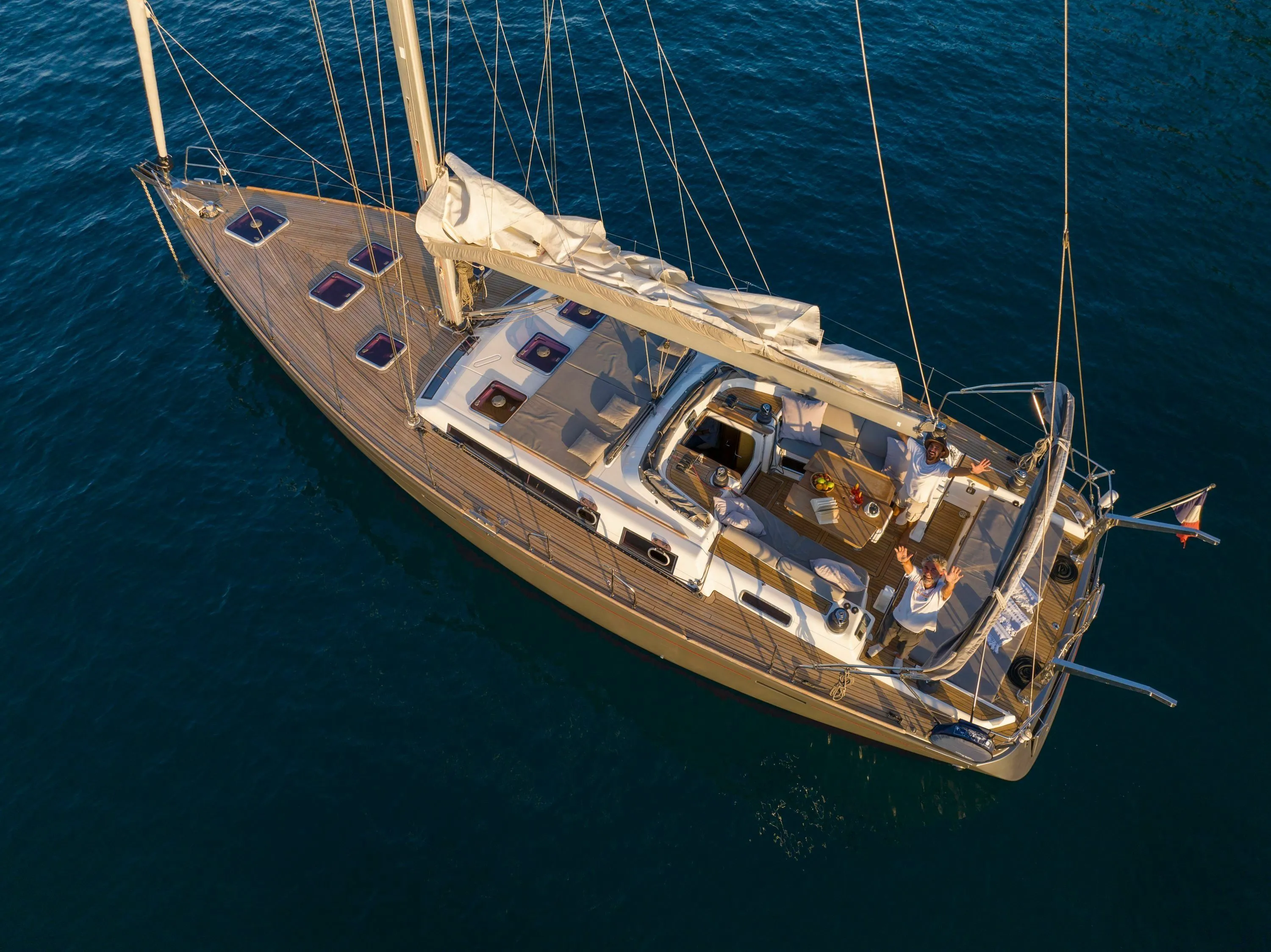 Tupai Charter Boat