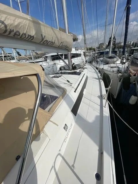 Lilas Charter Boat - 4