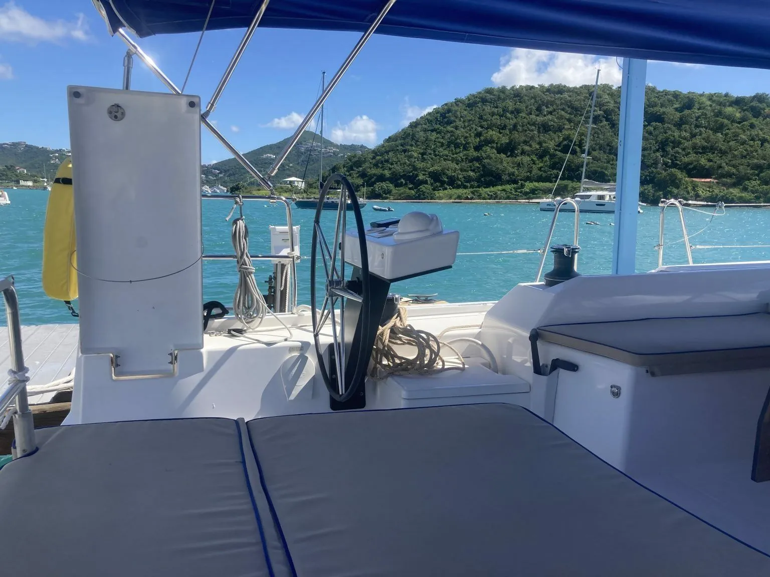 Explore Saint Thomas on a 16.35m 4 Cabin Sailing Yacht Rental