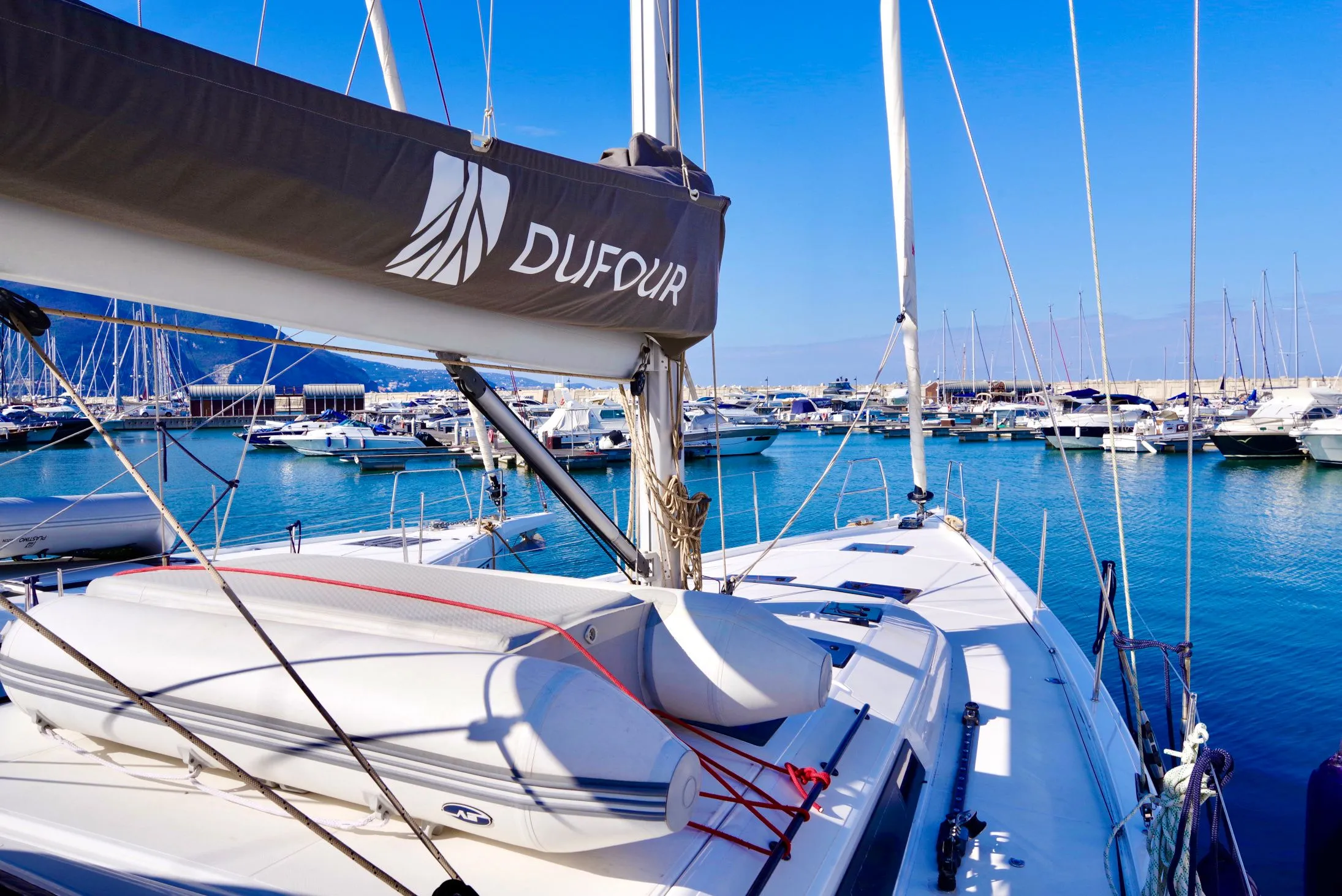 Thea Charterboot - 5