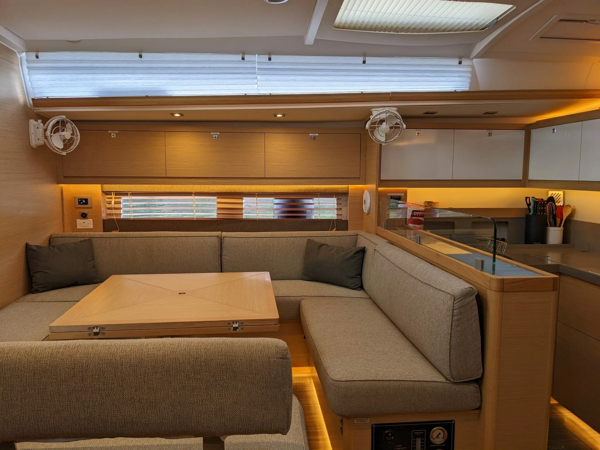 Tupelo Honey Charter Boat
