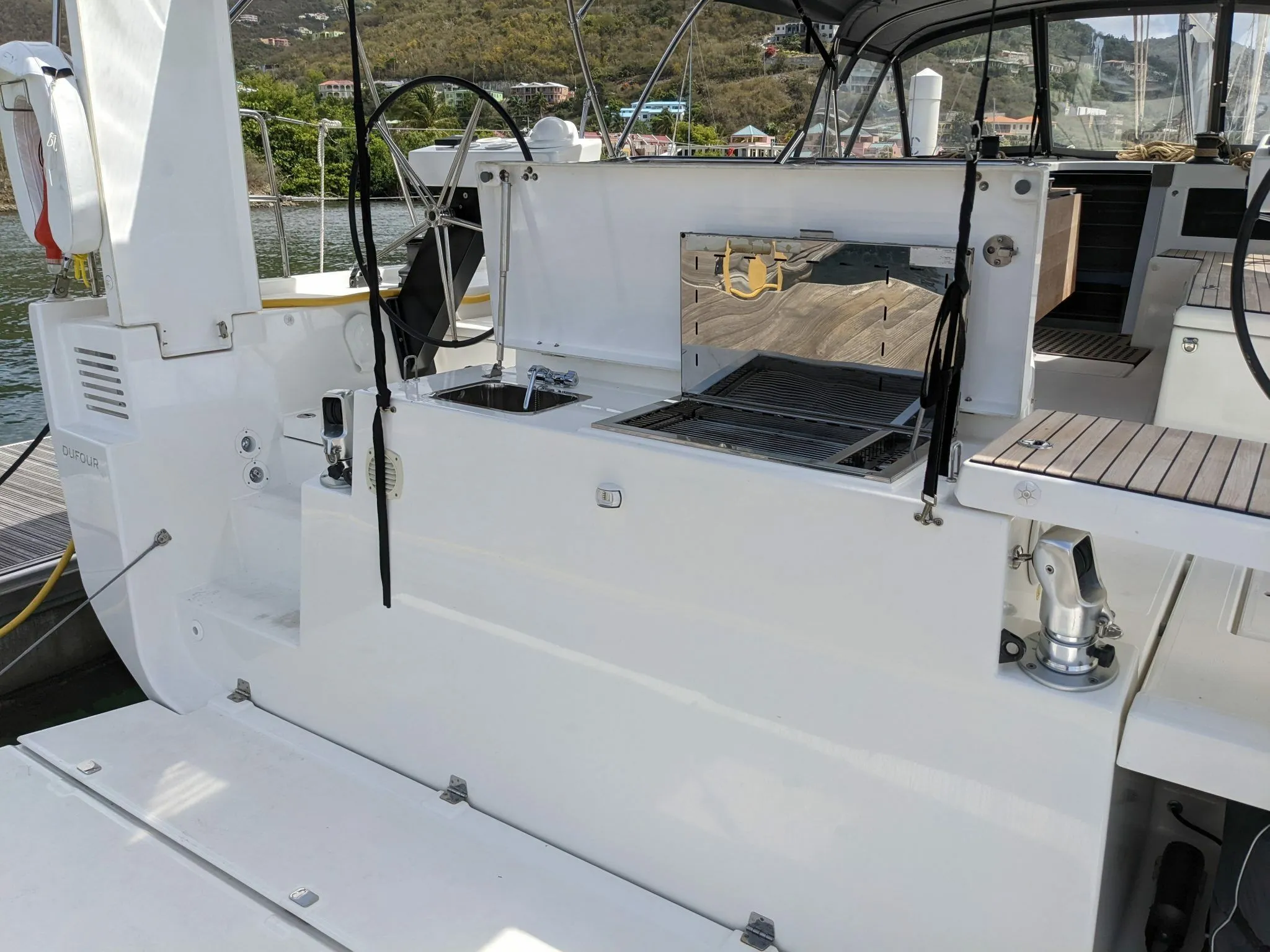 Explore Tortola on a 16.45m Rental Dufour 530