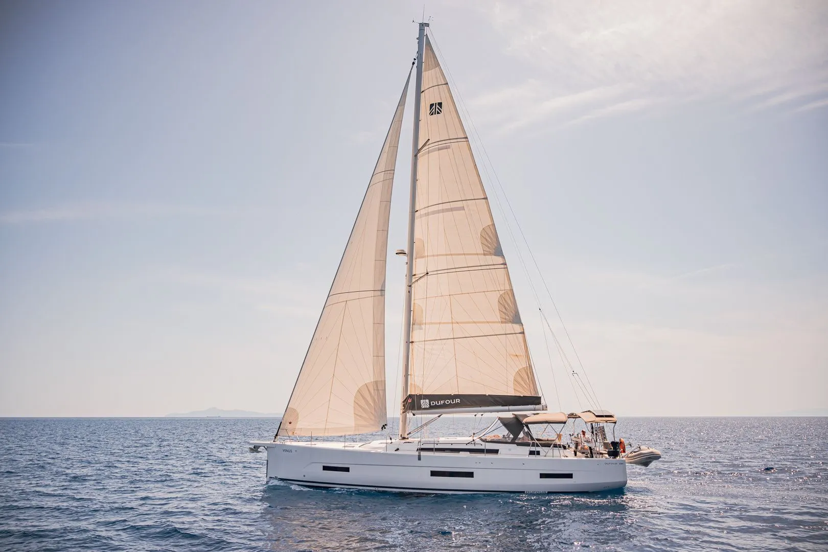 Чартер Venus - 3