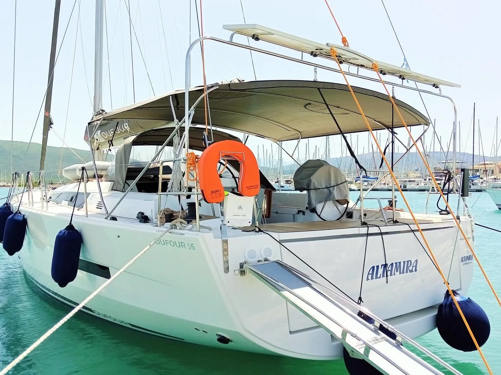 Altamira Charter Boat