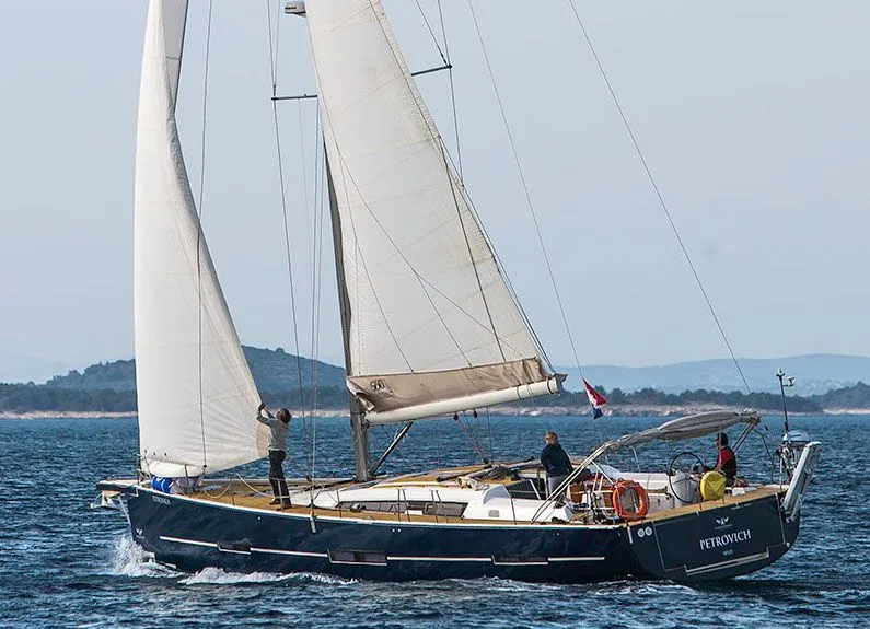 Petrovich Charterboot - 4