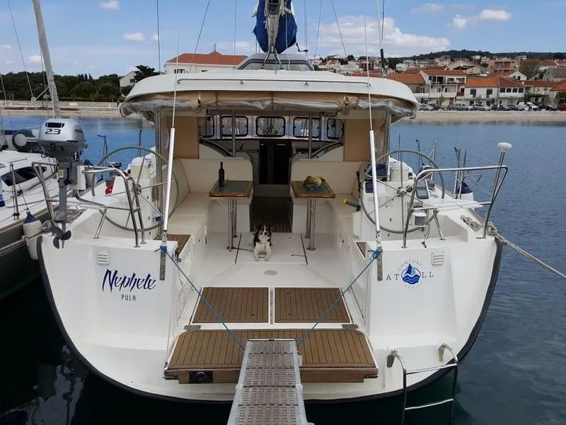 Чартер Nephele - 4