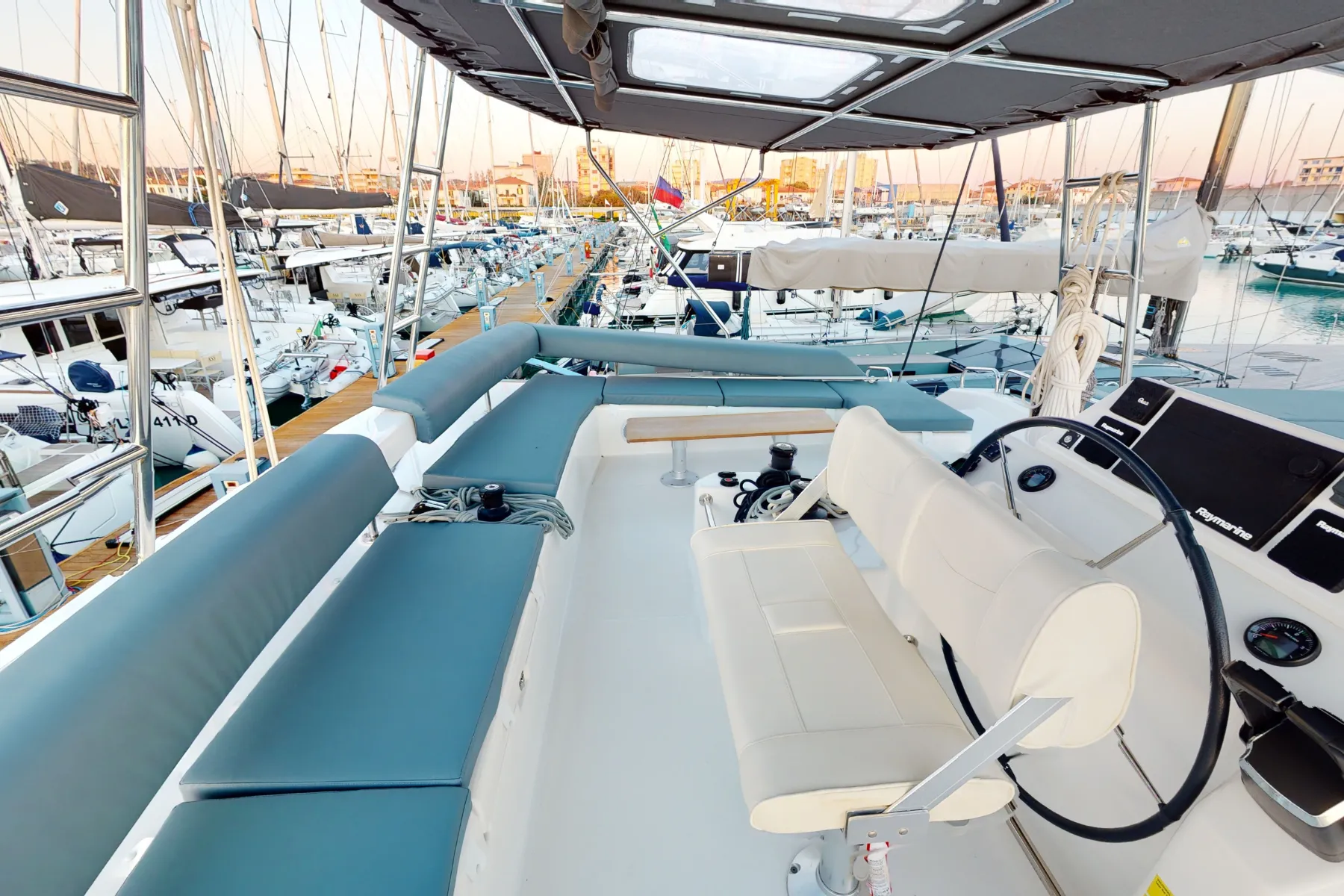 Vittoria Kiralık Teknesi - 4