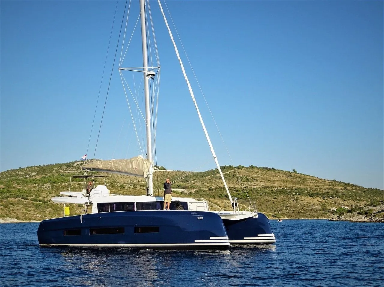 Charter a 14.7m Dufour Catamarans 48 in Primošten