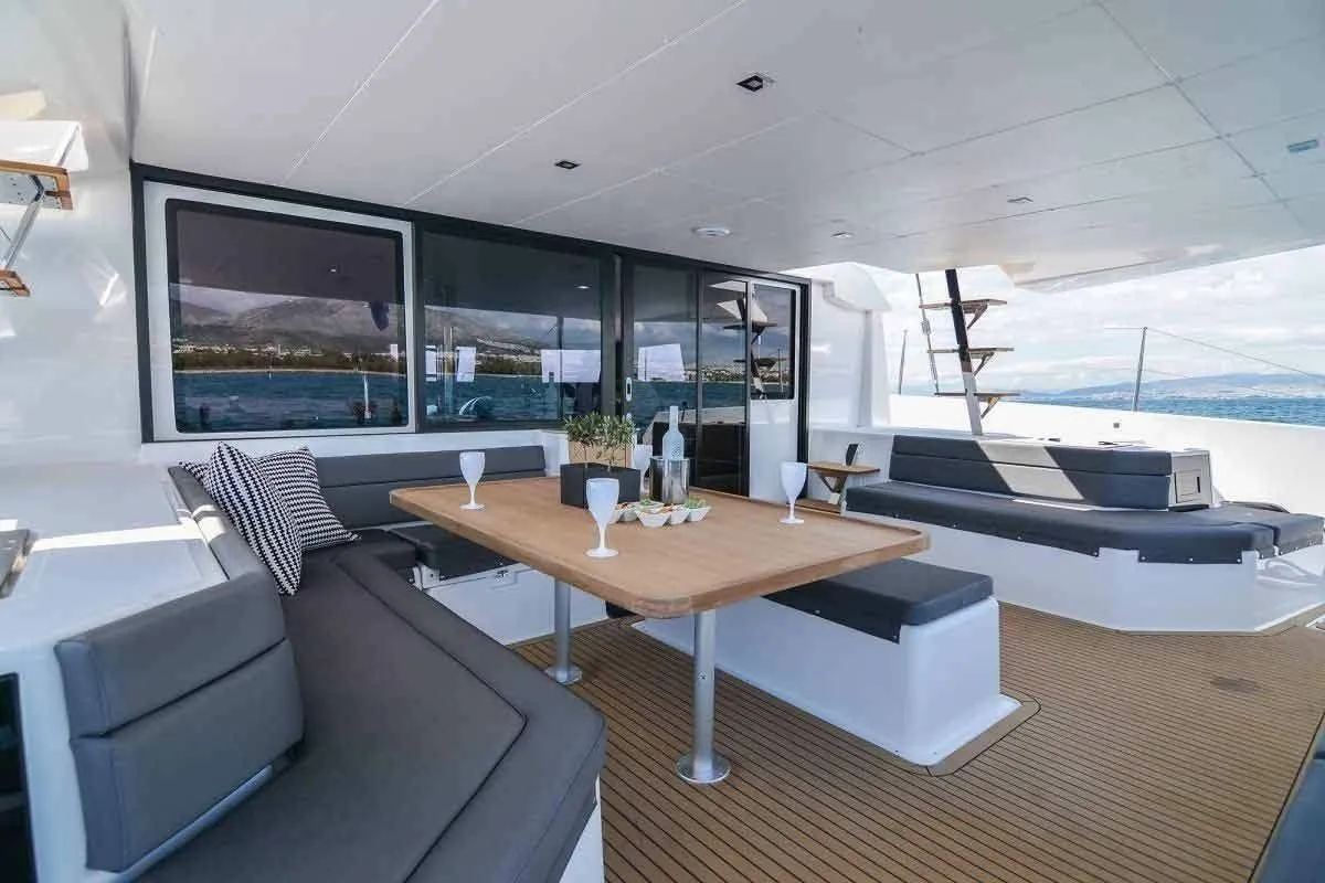 Jovy Charter Boat