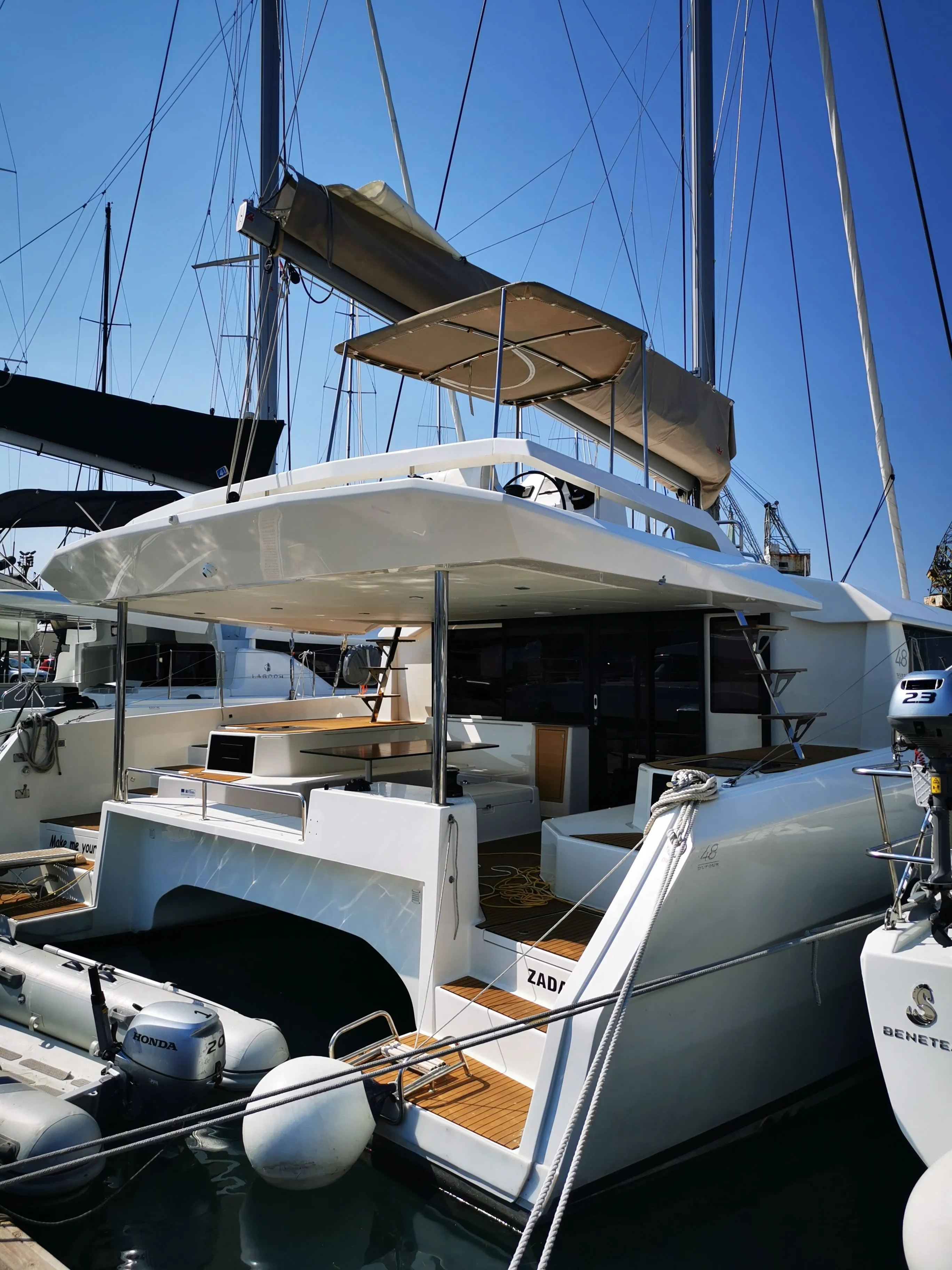 Make Me Yours Charterboot - 4