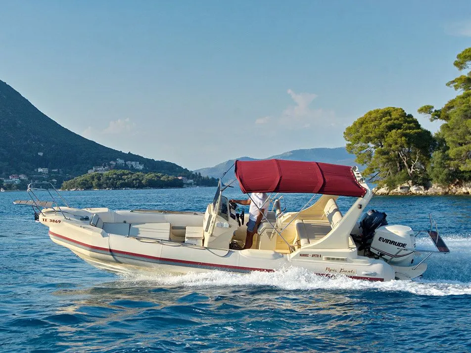 Nikiana 7.4m Kiralık Eagle 24 Motorlu Tekne