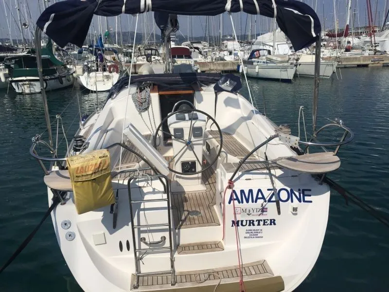 Rent a 10.46m Elan 344 Impression in Betina