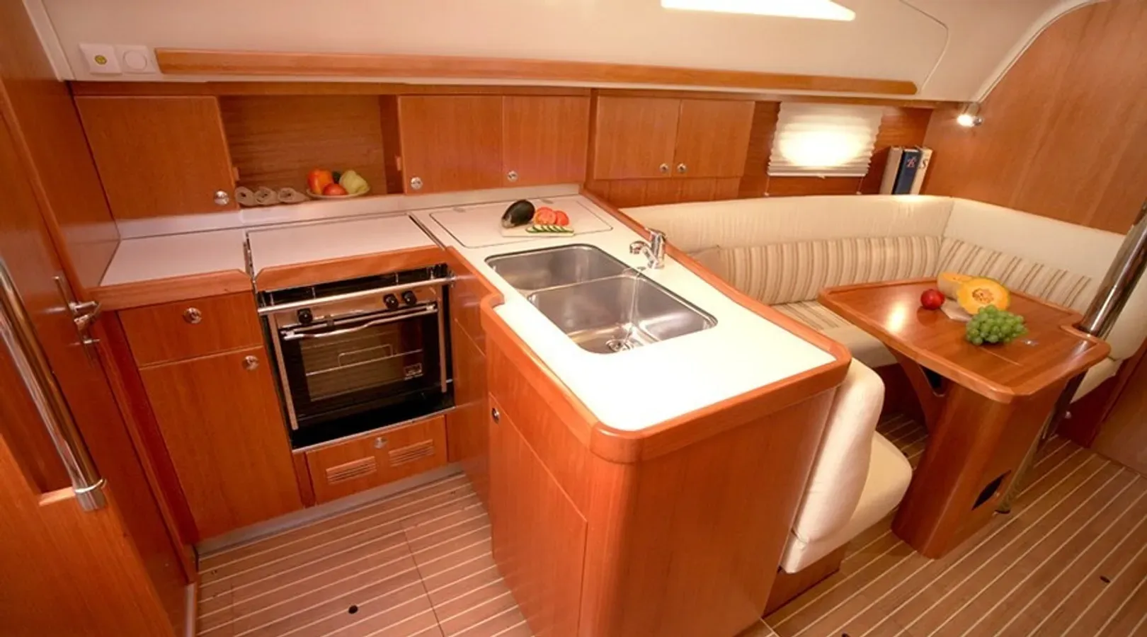 Argo Charterboot - 5