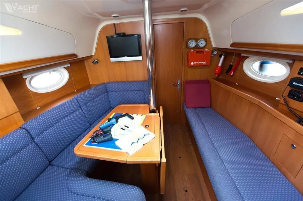 Rent a 10.3m Elan 344 Impression Sailing Yacht in Balatonfenyves