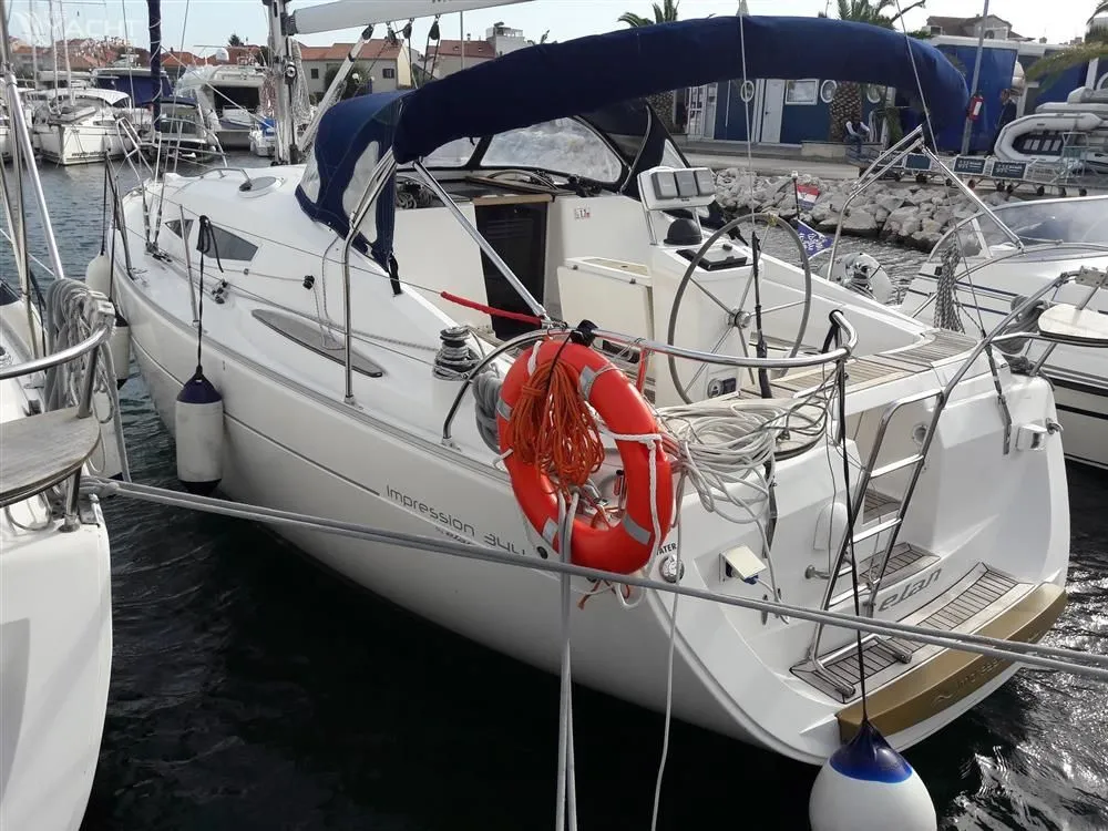 Rent a 10.3m Elan 344 Impression Sailing Yacht in Balatonfenyves