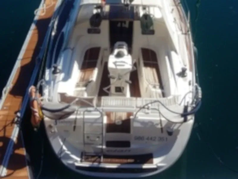Charter a 9.99m Boat in Vigo