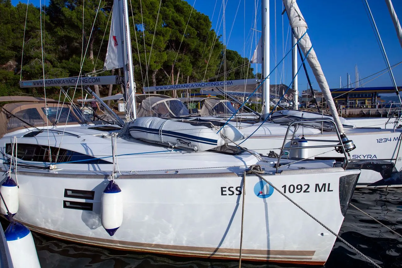 Essi Charter Boat