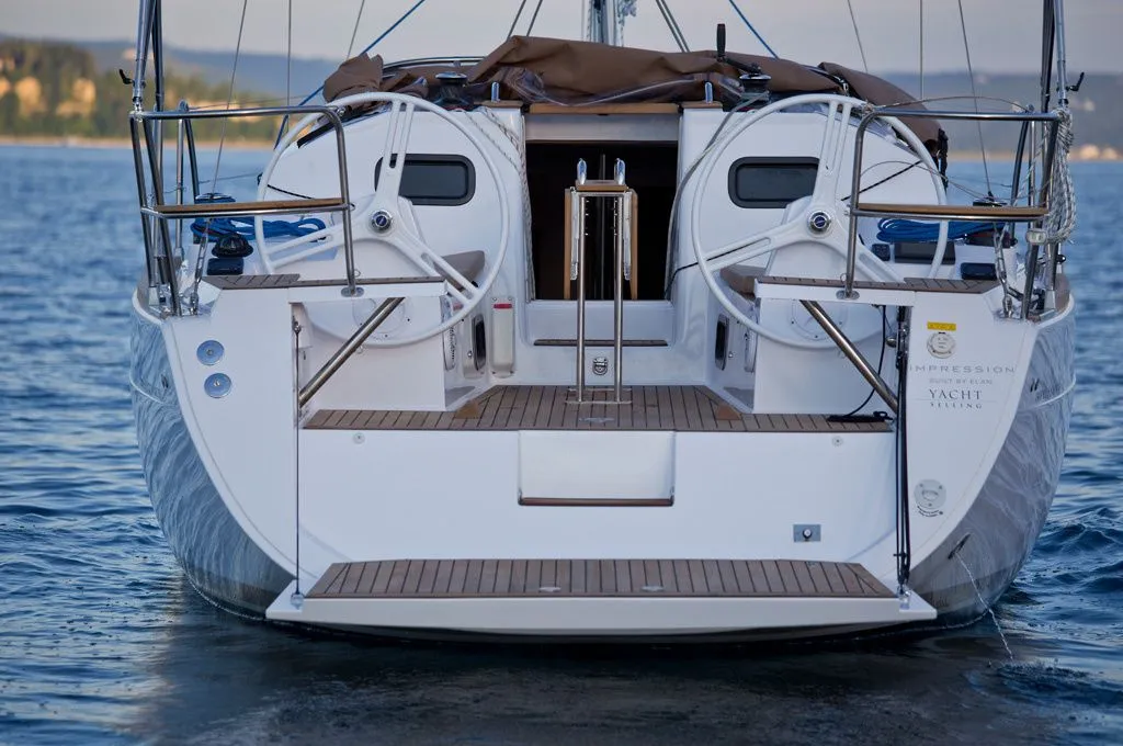 Charter a 10.6m Sailing Yacht in Kastela