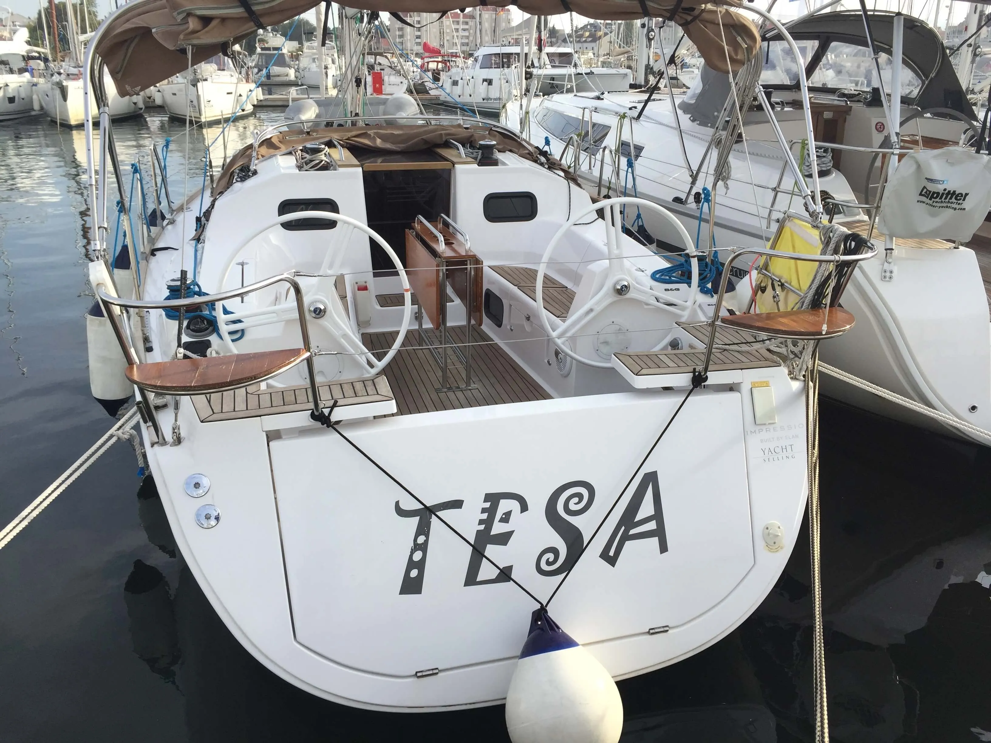 Charter a 10.6m Sailing Yacht in Kastela
