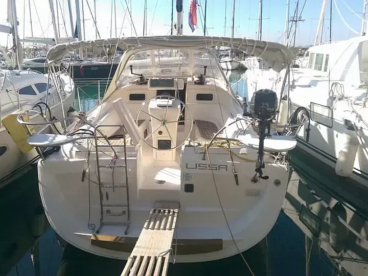 Explore Baska Voda on a 11.55m 3 Cabin Sailing Yacht Rental
