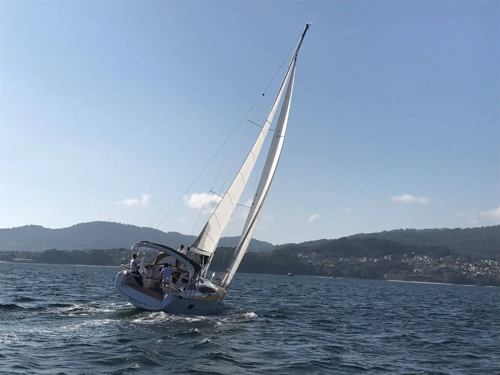 Charter a 11.9m 3 Cabin Sailing Yacht in Vigo