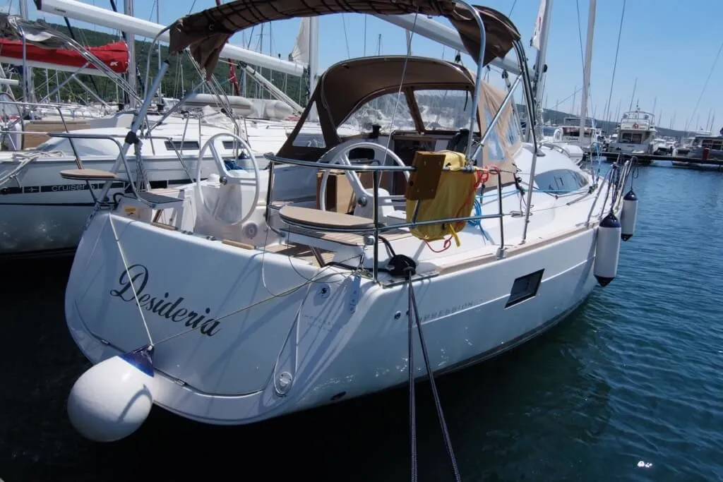Desideria Charterboot - 5