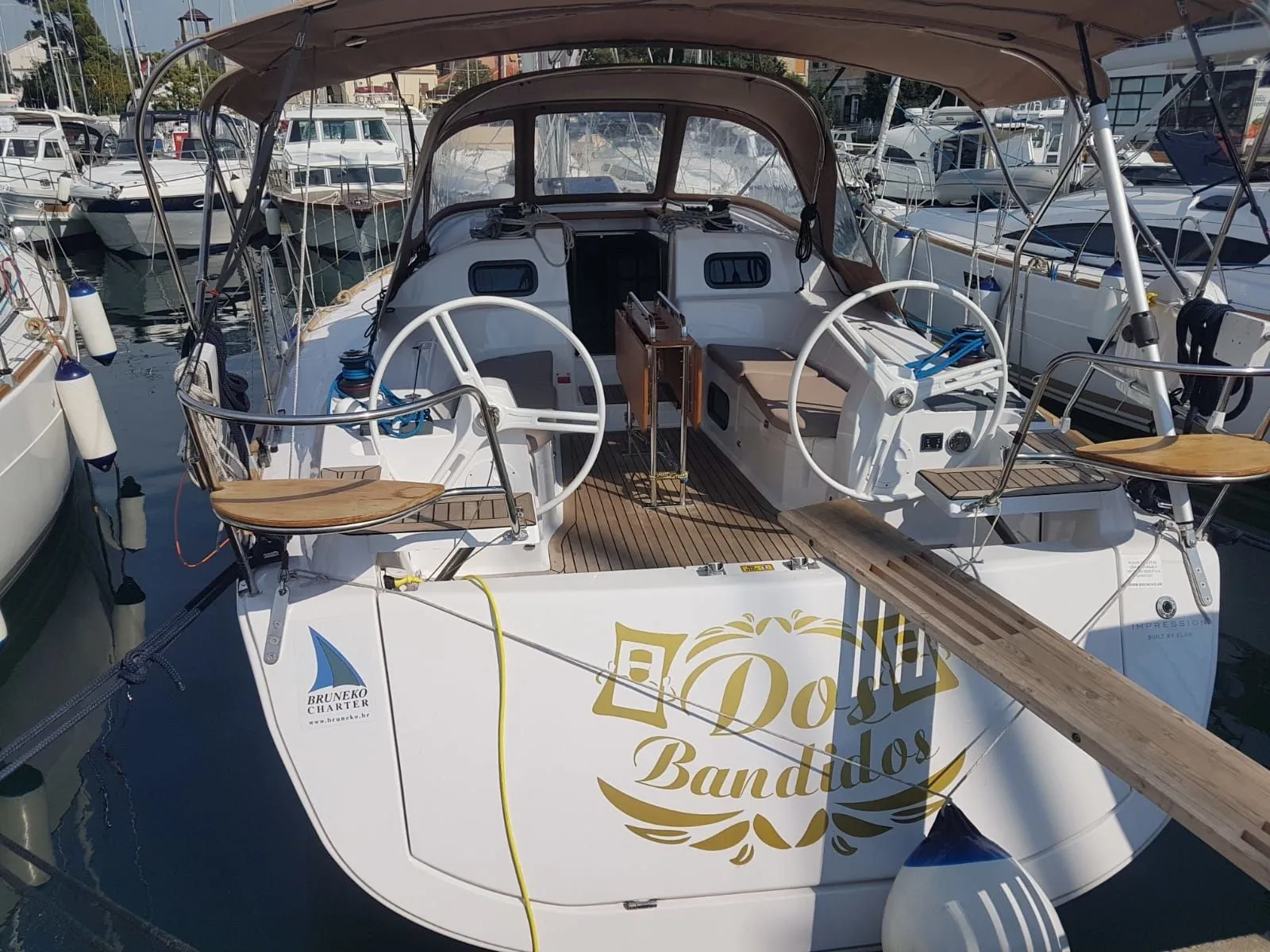 11.9m Zadar Elan 40 Sailing Yacht Hire